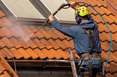 Démoussage et hydrofuge de toiture à Froidestrées